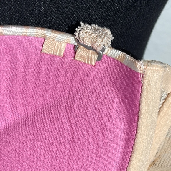 Pink by Victoria Secret Bra - Picture 8 of 10